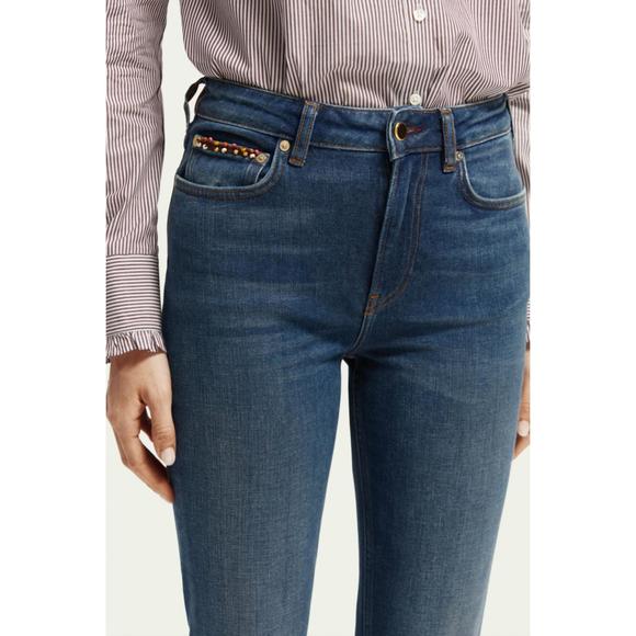 NEW SCOTCH & SODA charm flared organic cotton jeans in blue - Picture 5 of 8